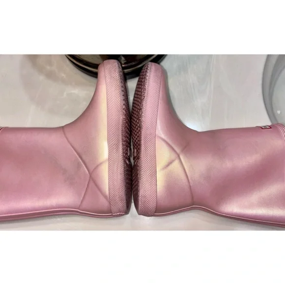HUNTER pearlescent pink girls youth boots sz US 11 - Picture 3 of 3